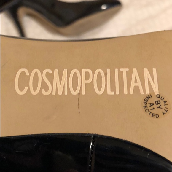 Cosmopolitan black heels - Picture 3 of 4